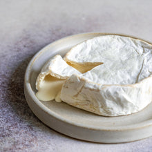 Load image into Gallery viewer, Fromage º5B - Bloomy Rind Soft Cheese